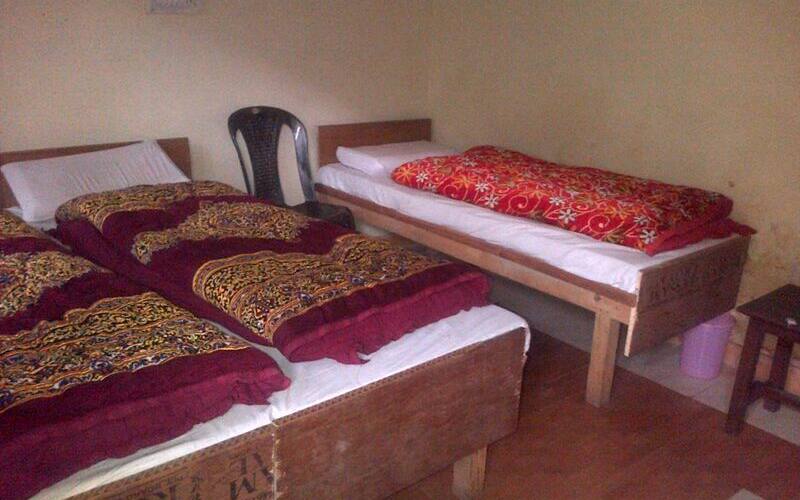Hotel Center Palace, Barkot 5